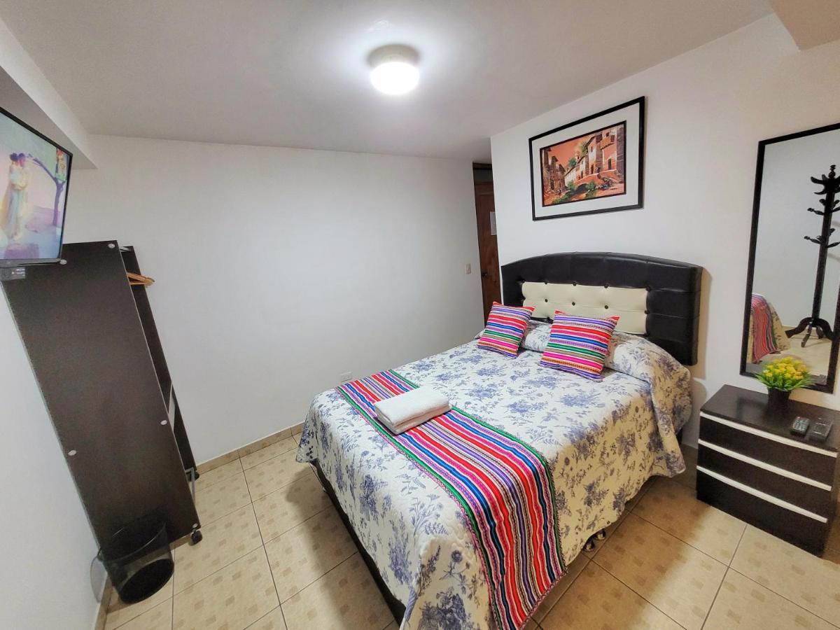 Hostal El Viajero En Ollantaytambo Exteriör bild